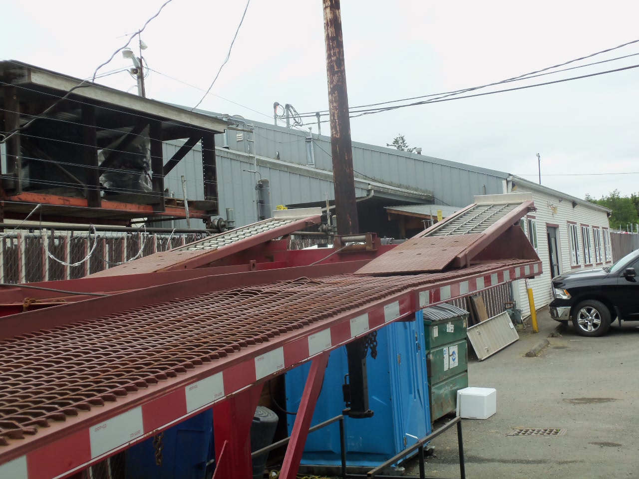 102_8845 Gundie's Auto Recyclers